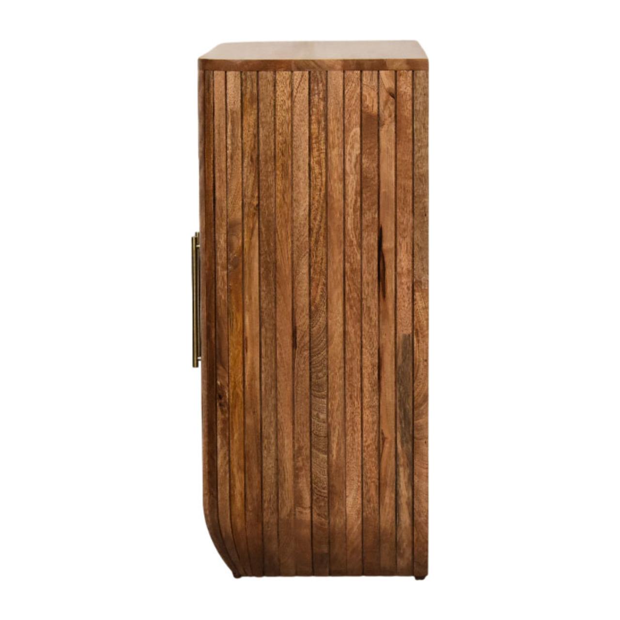 Dulap cu front striat curbat