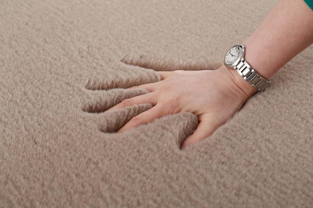 Covor Heinner Shaggy soft blanita Maro  70x140 cm